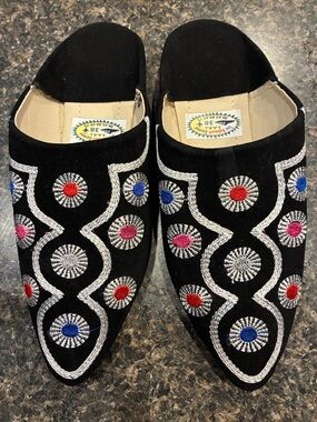 Black Embroidered Moroccan Pointed Mules with Multicolor Accents